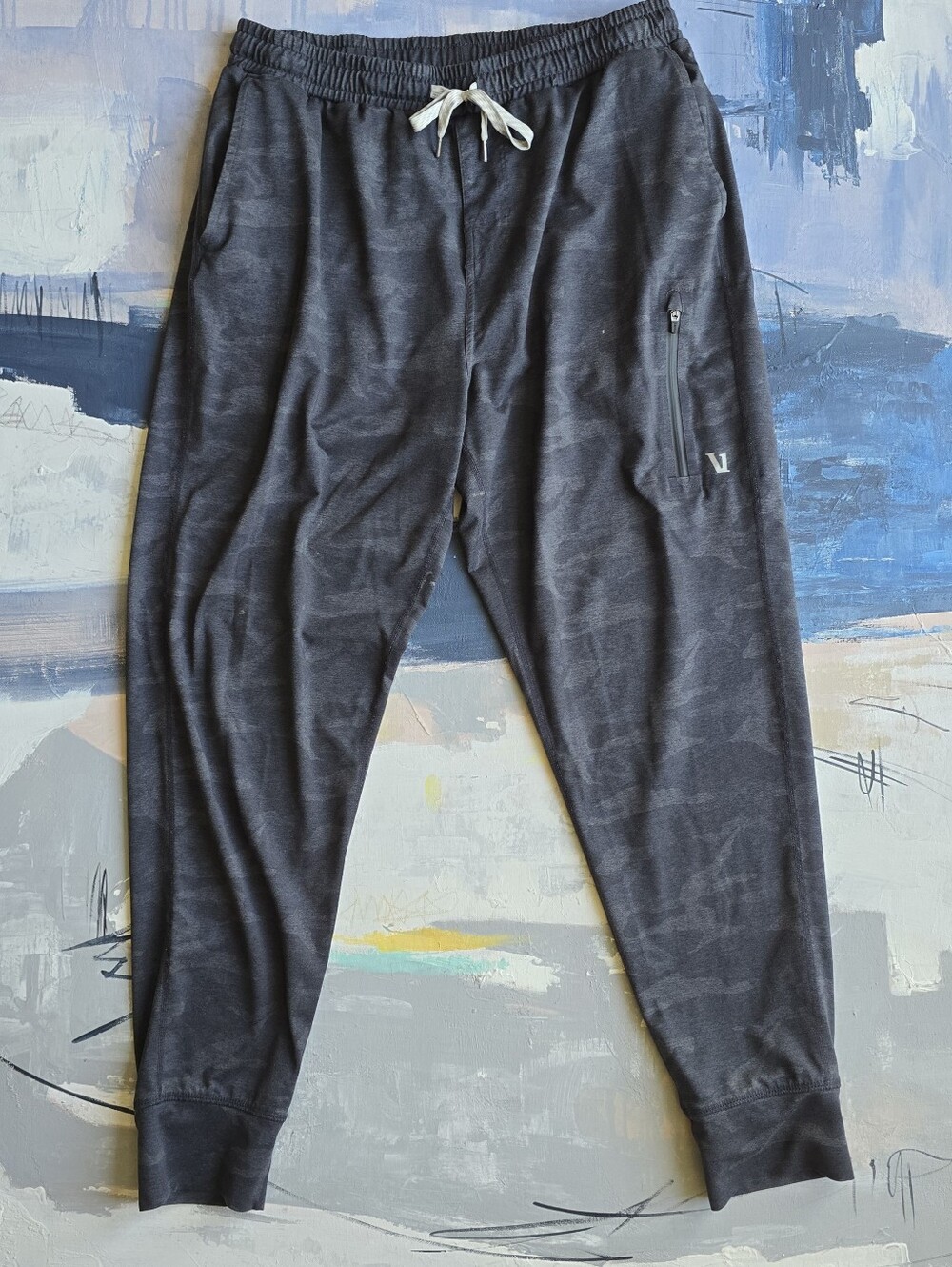 Vuori Mens Sunday Performance Jogger Charcoal Gray Camo Pants V416 Large